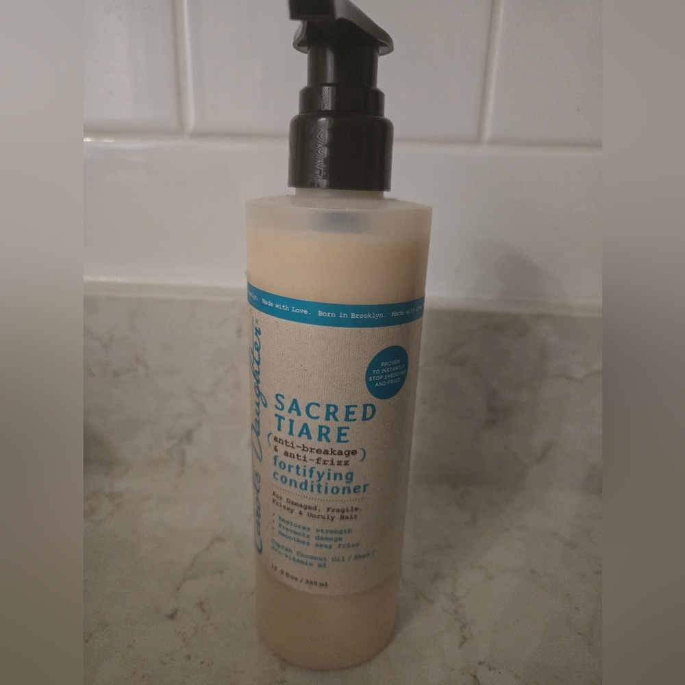 NEW sealed Sacred Tiare Fortifying Conditioner - Cream